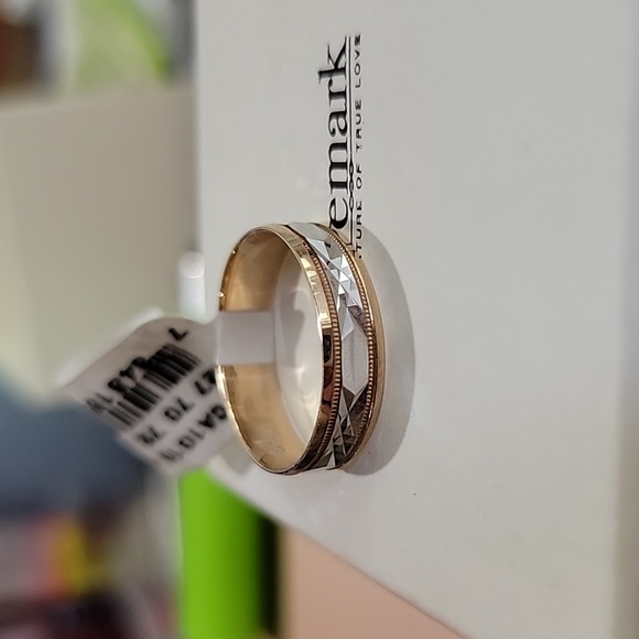 Wedding Ring 10K Gold - Picture 4 of 6